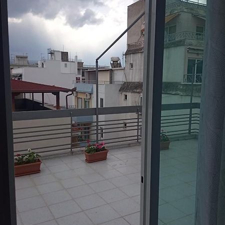 Lemon - Happyhostgr - Downtown Apartment Volos Esterno foto