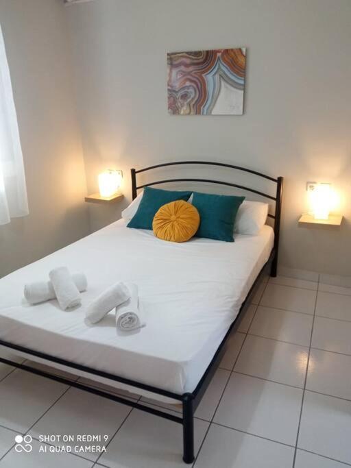 Lemon - Happyhostgr - Downtown Apartment Volos Esterno foto